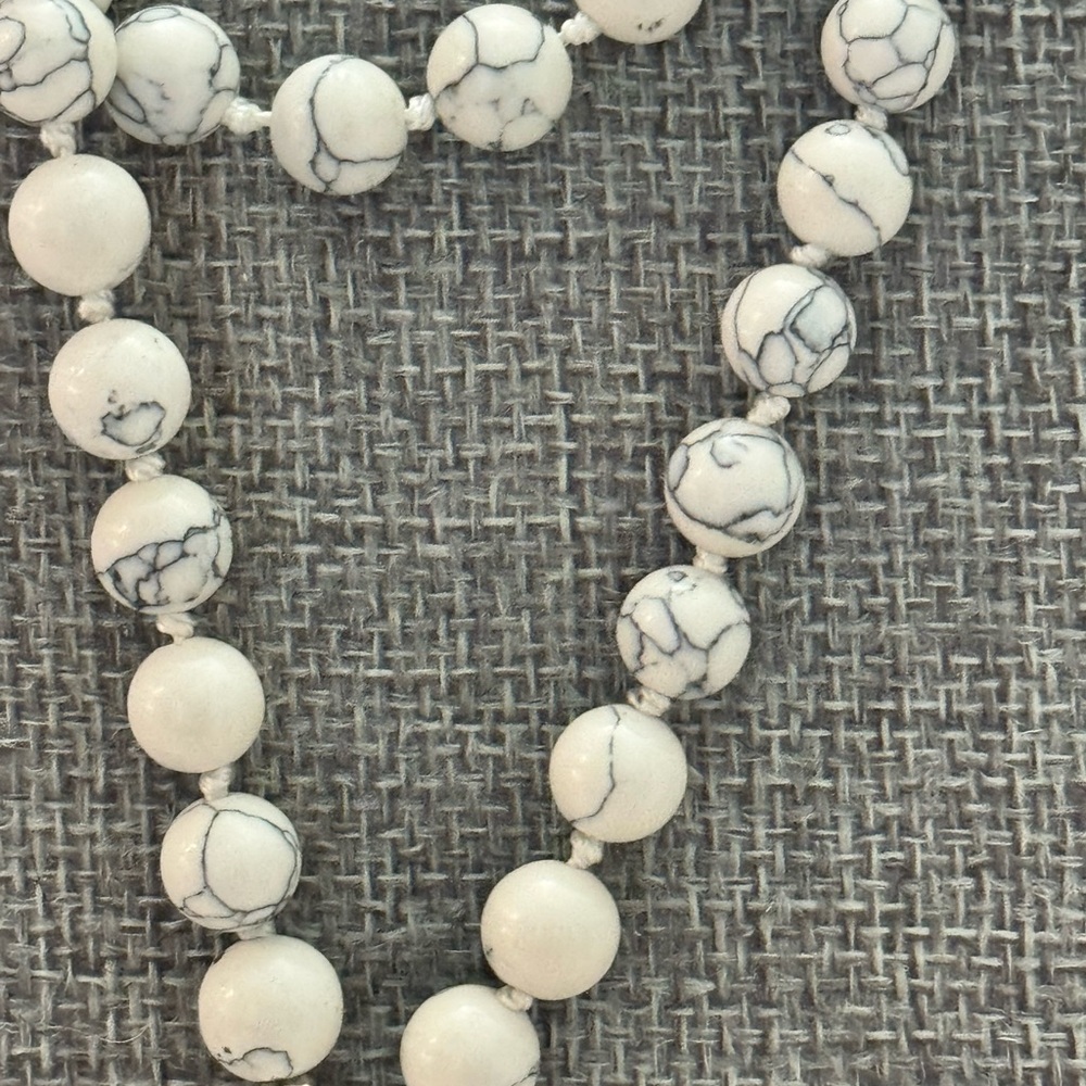 Kinsley Armelle Pepper Necklace Retired - Picture 5 of 6